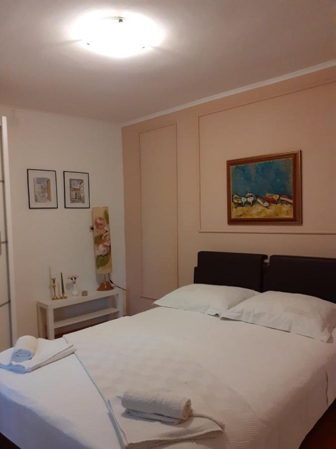 Apartment Andreja セニ エクステリア 写真